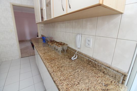 Cozinha de apartamento à venda com 2 quartos, 72m² em Vila Ré, São Paulo