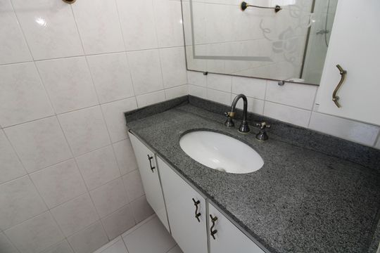 Banheiro do Quarto 2 Suíte de apartamento à venda com 2 quartos, 72m² em Vila Ré, São Paulo