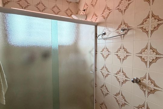 Banheiro social  de casa à venda com 2 quartos, 172m² em Vila Cacilda, São Bernardo do Campo