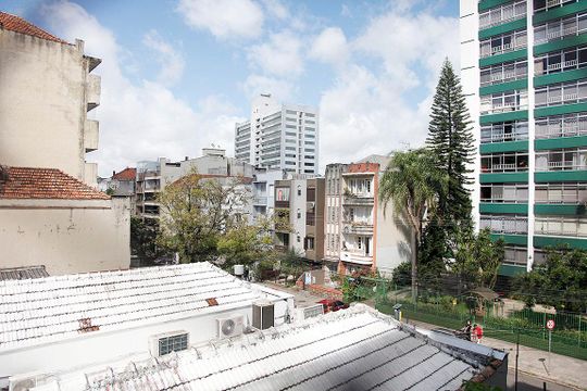 Quarto 3 Vista de apartamento para alugar com 3 quartos, 113m² em Bom Fim, Porto Alegre