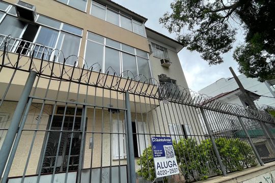Fachada de apartamento para alugar com 2 quartos, 63m² em Maracanã, Rio de Janeiro