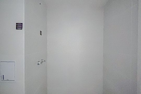 Banheiro de kitnet/studio à venda com 1 quarto, 23m² em Tatuapé, São Paulo