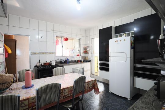 Cozinha de casa à venda com 4 quartos, 172m² em Jardim Munhoz Junior, Osasco
