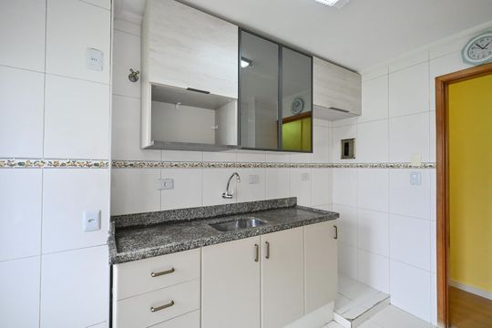 Cozinha de apartamento para alugar com 3 quartos, 68m² em Vila Andrade, São Paulo