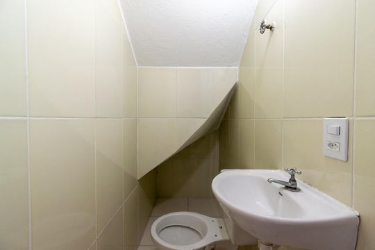 Lavabo de casa de condomínio para alugar com 3 quartos, 80m² em Parque Jabaquara, São Paulo