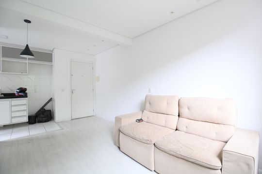 Sala de apartamento para alugar com 2 quartos, 44m² em Jardim Helga, São Paulo