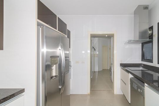 Cozinha de apartamento à venda com 4 quartos, 300m² em Indianópolis, São Paulo