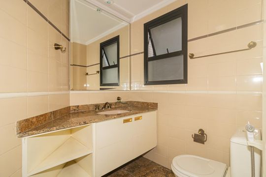 Banheiro da Suíte 2 de apartamento à venda com 4 quartos, 300m² em Indianópolis, São Paulo