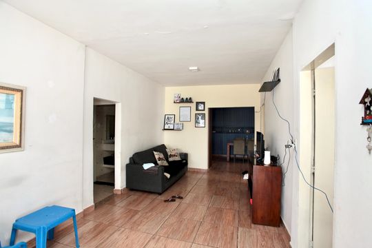 Casa para alugar com 3 quartos, 386m² em Centro, Contagem