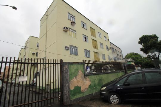 Fachada de apartamento para alugar com 2 quartos, 50m² em Irajá, Rio de Janeiro