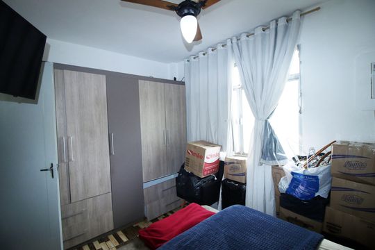 Quarto 1 de apartamento para alugar com 2 quartos, 50m² em Irajá, Rio de Janeiro