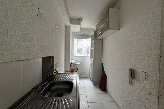Cozinha de apartamento para alugar com 2 quartos, 49m² em Jardim Boa Vista (zona Oeste), Osasco