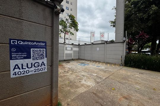 Fachada com PLACA GRANDE de apartamento para alugar com 2 quartos, 49m² em Jardim Boa Vista (zona Oeste), Osasco