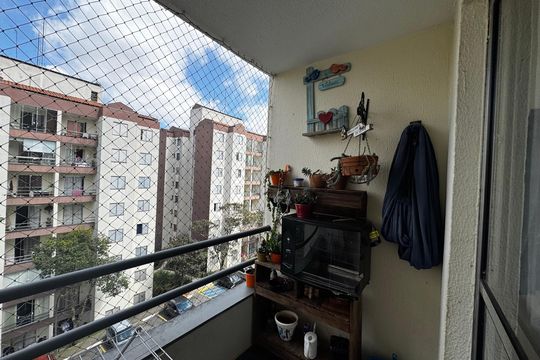 Sacada de apartamento à venda com 2 quartos, 55m² em Veloso, Osasco