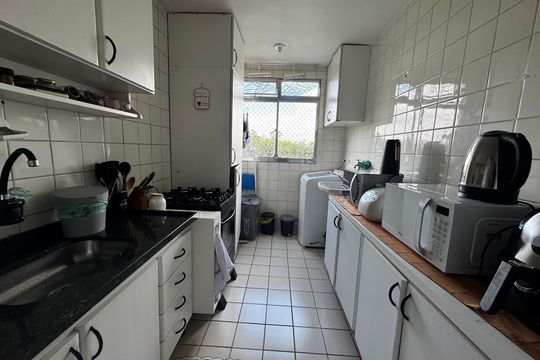 Cozinha de apartamento à venda com 2 quartos, 55m² em Veloso, Osasco