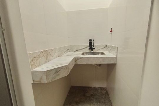 Banheiro  de kitnet/studio para alugar com 1 quarto, 15m² em Saudade, Belo Horizonte