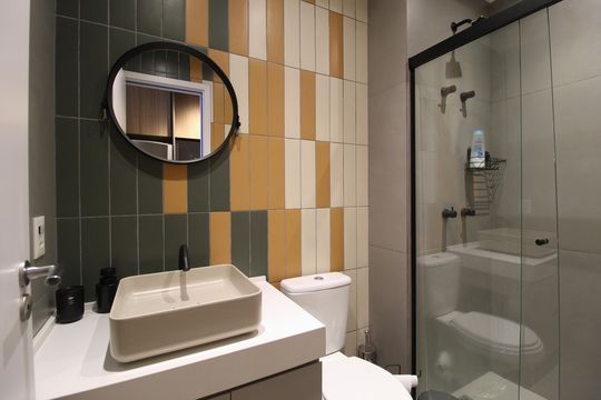 Banheiro de kitnet/studio para alugar com 1 quarto, 30m² em Indianópolis, São Paulo