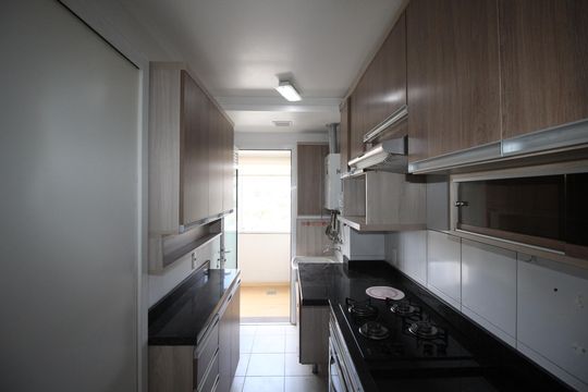Cozinha de apartamento para alugar com 2 quartos, 78m² em Jardim Carvalho, Porto Alegre