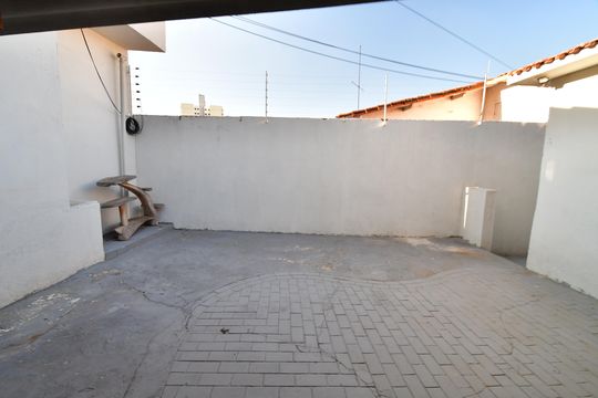 Quintal de casa para alugar com 2 quartos, 120m² em Vila Nova, Campinas