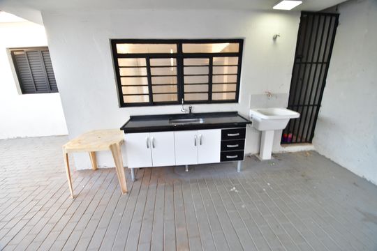Cozinha de casa para alugar com 2 quartos, 120m² em Vila Nova, Campinas