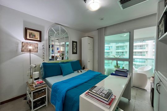 Quarto  de kitnet/studio para alugar com 1 quarto, 48m² em Barra da Tijuca, Rio de Janeiro