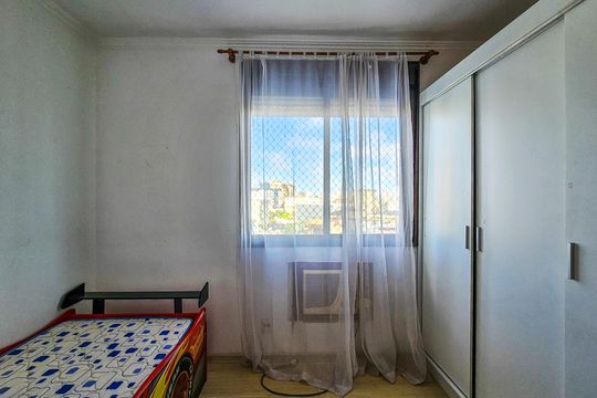 Quarto 2 de apartamento à venda com 2 quartos, 70m² em Menino Deus, Porto Alegre