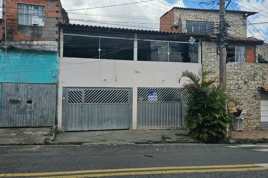 Fachada de casa para alugar com 4 quartos, 100m² em Vila Gepina, Itaquaquecetuba