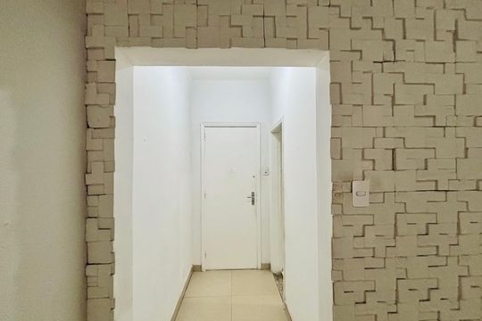 Corredor de apartamento à venda com 2 quartos, 85m² em Copacabana, Rio de Janeiro
