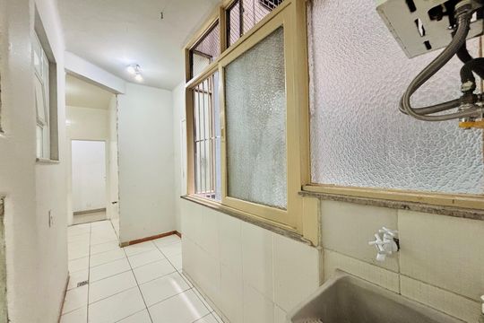 Área de serviço de apartamento à venda com 2 quartos, 85m² em Copacabana, Rio de Janeiro