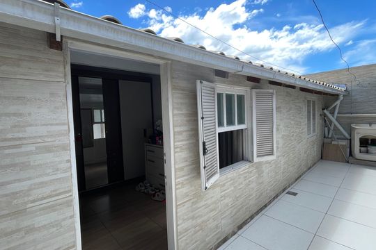 Edícula de casa para alugar com 4 quartos, 157m² em Capoeiras, Florianópolis