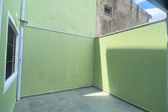 Área externa de casa à venda com 4 quartos, 300m² em Cipava, Osasco