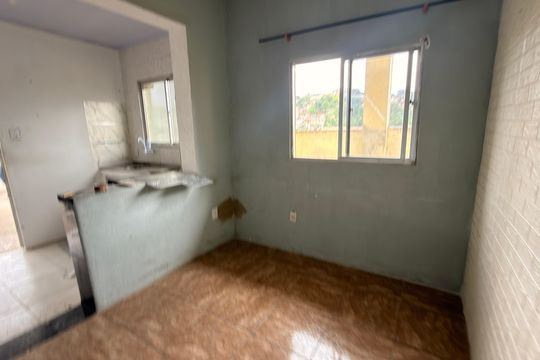Sala de casa para alugar com 2 quartos, 42m² em Corte Oito, Duque de Caxias