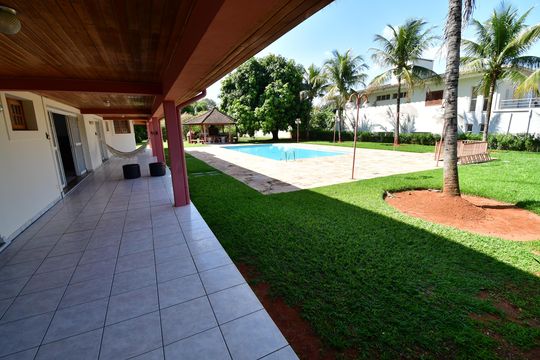 Varanda de casa de condomínio à venda com 4 quartos, 809m² em Cidade Universitária, Campinas