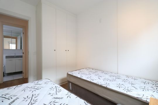 Quarto 1 de apartamento para alugar com 2 quartos, 41m² em Água Branca, São Paulo