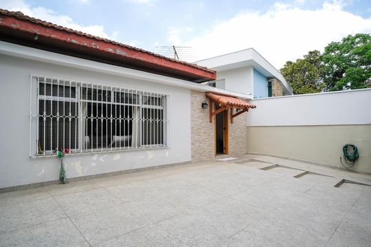 Garagem de casa para alugar com 3 quartos, 312m² em Jardim Sao Caetano, São Caetano do Sul