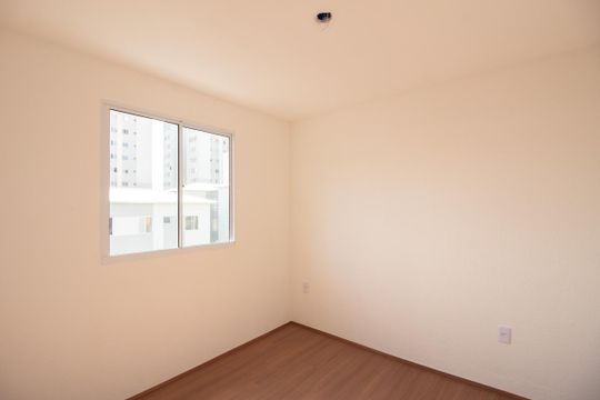 Quarto 1 de apartamento para alugar com 2 quartos, 45m² em Jardim Alvorada, Contagem