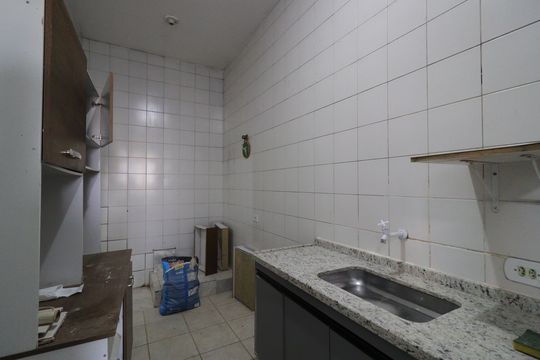 Cozinha de casa para alugar com 1 quarto, 25m² em Vila do Castelo, São Paulo
