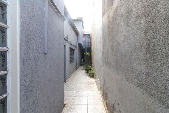 Área comum - Corredor externo de casa para alugar com 1 quarto, 25m² em Vila do Castelo, São Paulo