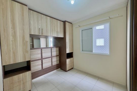 Quarto 2 de apartamento para alugar com 2 quartos, 82m² em Vila Florida, Guarulhos