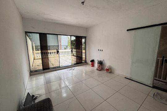 Casa à venda com 3 quartos, 140m² em Roncon, Ribeirão Pires