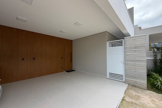 Garagem de casa de condomínio à venda com 3 quartos, 170m² em Gramadão, Jundiaí