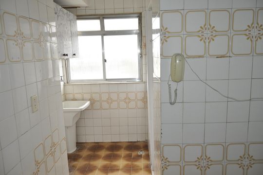 Área de serviço de apartamento para alugar com 2 quartos, 64m² em Lins de Vasconcelos, Rio de Janeiro