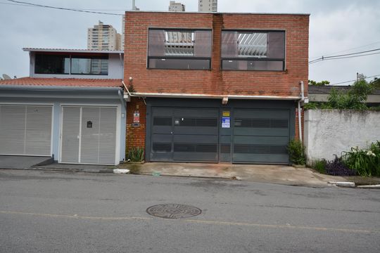 Casa à venda com 3 quartos, 230m² em Rio Pequeno, São Paulo