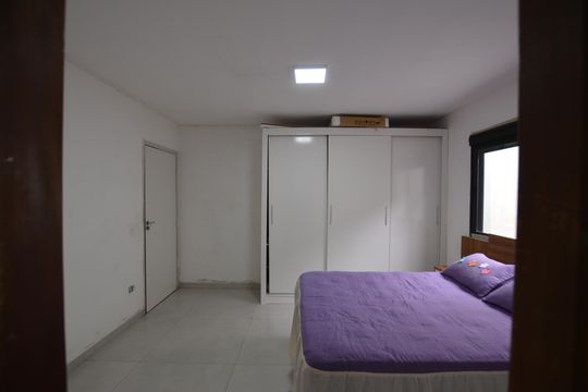 QUARTO 1 (SUÍTE)  de casa à venda com 3 quartos, 230m² em Rio Pequeno, São Paulo