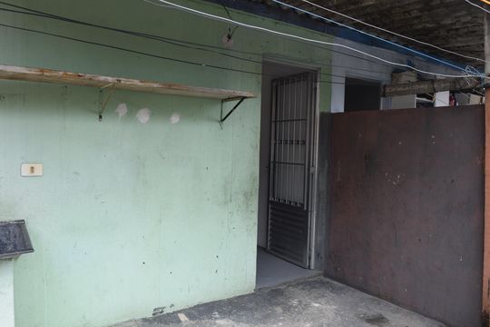 Área externa de casa para alugar com 1 quarto, 60m² em Parque Novo Santo Amaro, Embu das Artes
