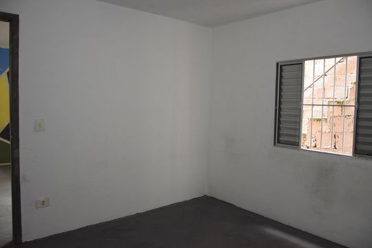 Quarto de casa para alugar com 1 quarto, 60m² em Parque Novo Santo Amaro, Embu das Artes