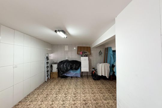 Garagem de casa à venda com 2 quartos, 143m² em Vila Santa Cassia, São Bernardo do Campo