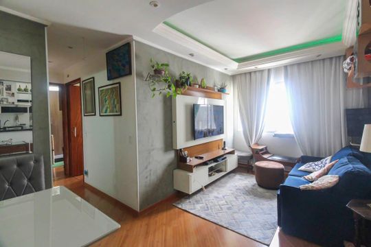 Apartamento à venda com 2 quartos, 49m² em Vila Santa Clara, São Paulo