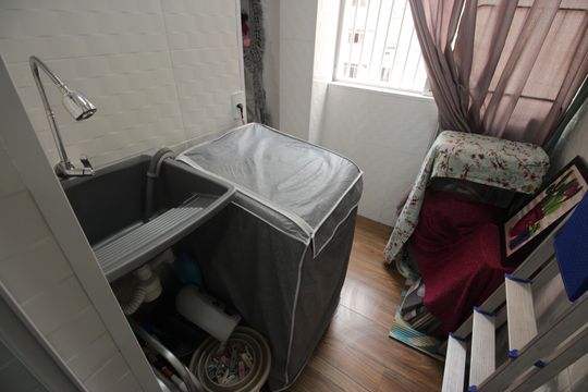 Cozinha e Área de Serviço de kitnet/studio para alugar com 1 quarto, 41m² em Embaré, Santos