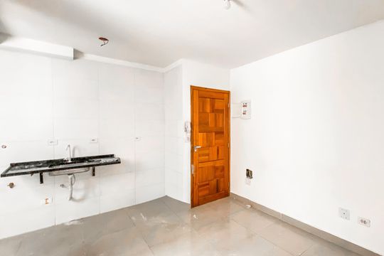 Sala/Cozinha de apartamento para alugar com 2 quartos, 45m² em Vila Talarico, São Paulo